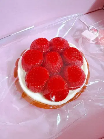 딸기 타르트 스퀴즈 새상품 라