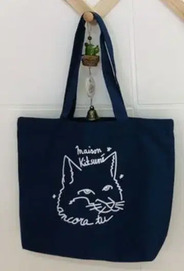 고양이 자수 토트백 네이비