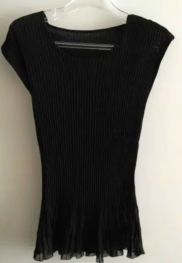 플리츠 티셔츠 블랙 프렌치 슬리브 M