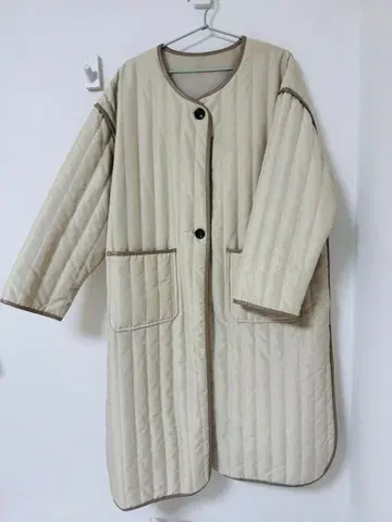 피칭 퀼팅 롱 코트 베이지 M