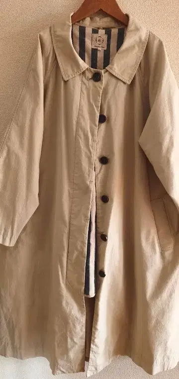 사만사 모스모스 스텐카라 코트 베이지