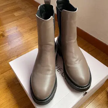 그레이쥬 사이드 고어 부츠 새상품급