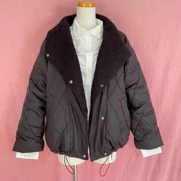 퀼팅 자켓 블루종 점퍼 아우터 미사용 새상품 블랙 컬러 보아