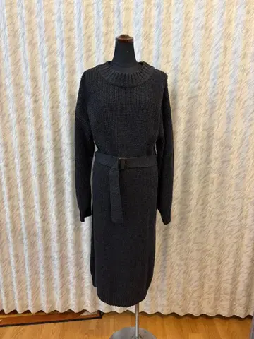 블랙 니트 원피스