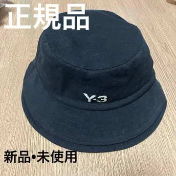 Y-3 버킷햇 블랙 스트라이프