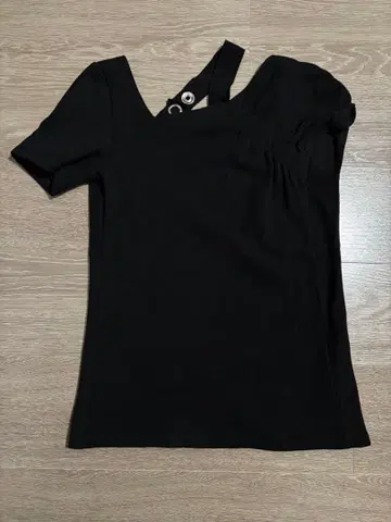 유나이티드 도쿄 비대칭 상의