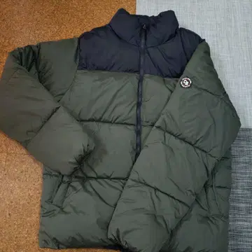 올리브 그린/블랙 다운 자켓