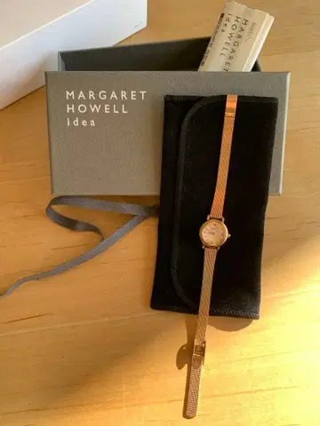 MARGARET HOWELL 골드 메쉬 손목시계 마가렛호웰