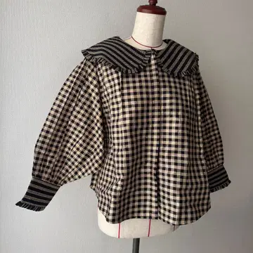 미사용 새상품 택 포함 bonjour diary 여성용 블라우스 라메