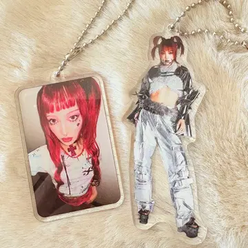 XG treasure trove JURIN 아크릴 키체인