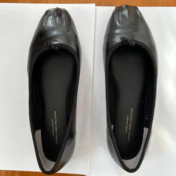 그린 레이블 리랙싱 플랫슈즈 24.5cm 블랙