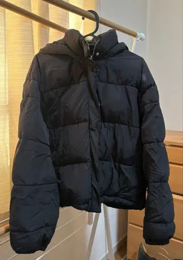 INGNI 후드 부착 다운 자켓 블랙