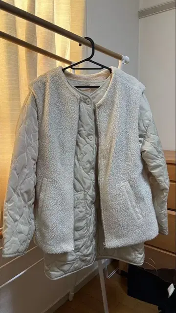 INGNI 아이보리 퀼팅 아우터 보아 베스트