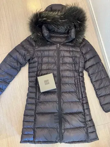 DUVETICA 듀베티카 블랙 다운 코트 새상품급 수납 가방, 택 포함