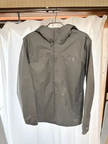 언더아머 윈드브레이커 발수 자켓
