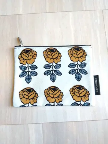 마리메꼬 비키루스 파우치