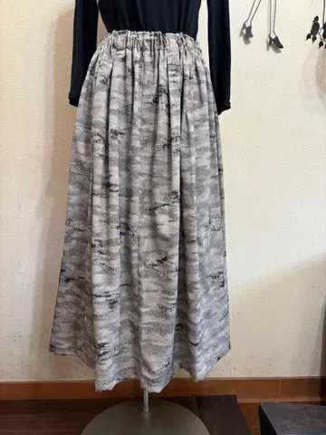 기모노 리메이크 플레어 스커트 그레이 계열 허리밴딩