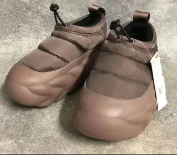 CROCS 오버 퍼프 쇼티 통굽 스니커즈 22cm