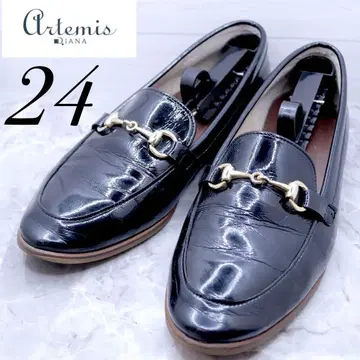 [ 155 ] 다이애나 Diana 에나멜 홀스빗 로퍼 블랙 24