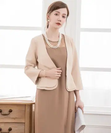 페플럼 자켓풍 파티 볼레로