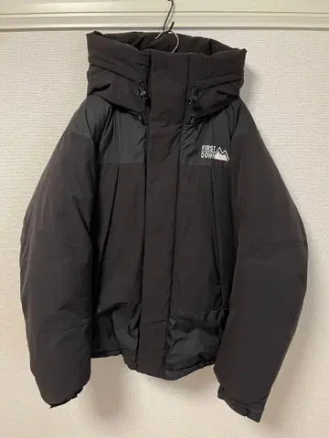 FIRST DOWN x FREAK'S STORE 별주 다운 자켓