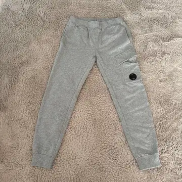 C.P. COMPANY 조거 팬츠 그레이