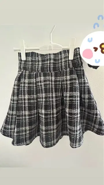 미셸 마카롱st 블랙 트위드 플레어 스커트