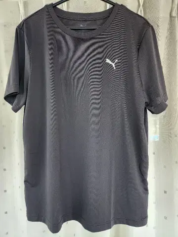 PUMA 블랙 T셔츠 XL 사이즈