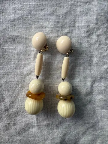 tommorowland 알렉산드린 파리 귀찌