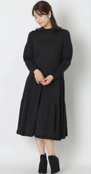 투 비 시크 홀가먼트 니트 원피스 블랙 일본제 40