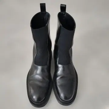 JIL SANDER 블랙 사이드 고어 부츠 38