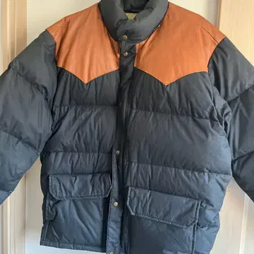 Wrangler 다운 자켓 블랙/브라운