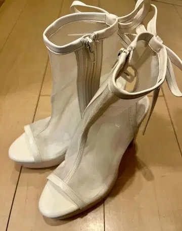 EATME BACK 리본 시어 부츠 샌들