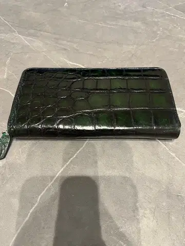 다크 그린 크로커다일 장지갑