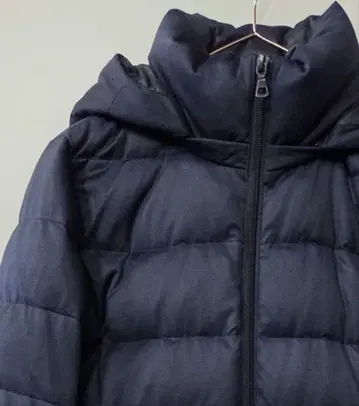 유니클로 다운 자켓 S 사이즈 다크 네이비