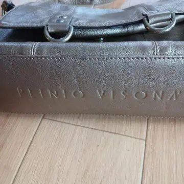 PLINIO VISONA 이탈리아제, 골드 메탈릭