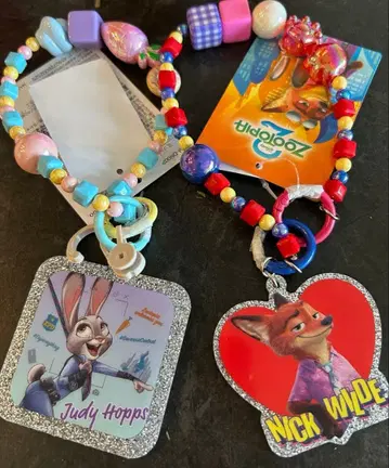 주토피아2 시마무라 닉 주디 거울 포함 참