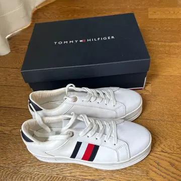 타미힐피거 스니커즈 38 컨디션 최상