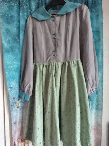 favorite 별 패턴 그레이와 민트 그린 원피스 LL