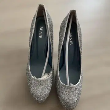 하이힐 실버 라메라메