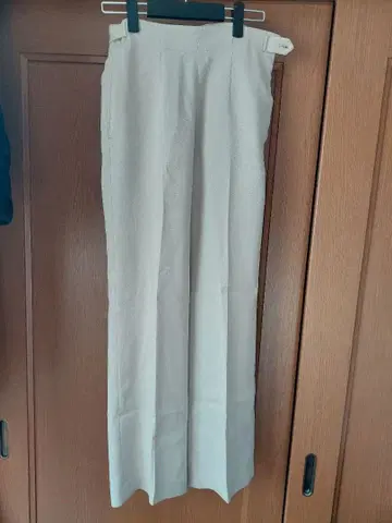 6 슬랙스 38 사이즈