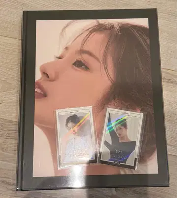 Yes I Am Sana 사진집 + 트레이딩 카드 2장