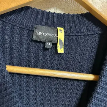 EMPORIO ARMAN 네이비 컬러 니트 가디건