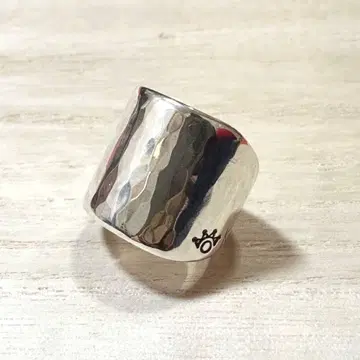 TSUNAIHAIYA 츠나이하이야 Texturized ring 트위메