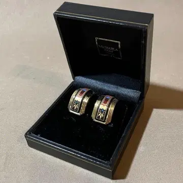 MICHAELA EREY 미카엘라 프레이 귀찌 액세서리 모던