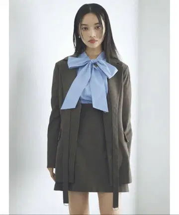 [ 미사용 새상품 ] dazzlin 긴팔 블라우스