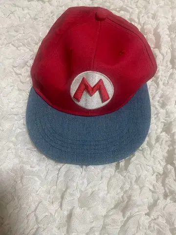 마리오 로고 자수 캡 빨파 유니버셜