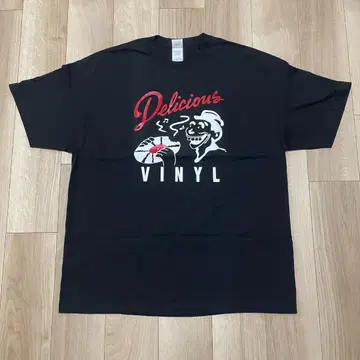 Delicious Vinyl 로고 티셔츠 2XL 블랙 구제 의류 레코드