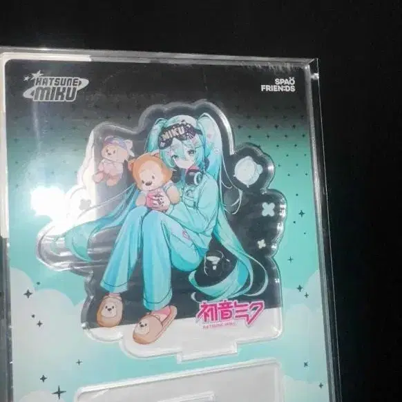 스파오 미쿠 아크릴 스탠드 파자마 미개봉