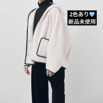 Pre Order/Scallop Boa Hoodie